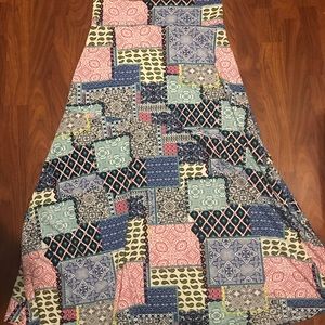 New directions maxi skirt size large